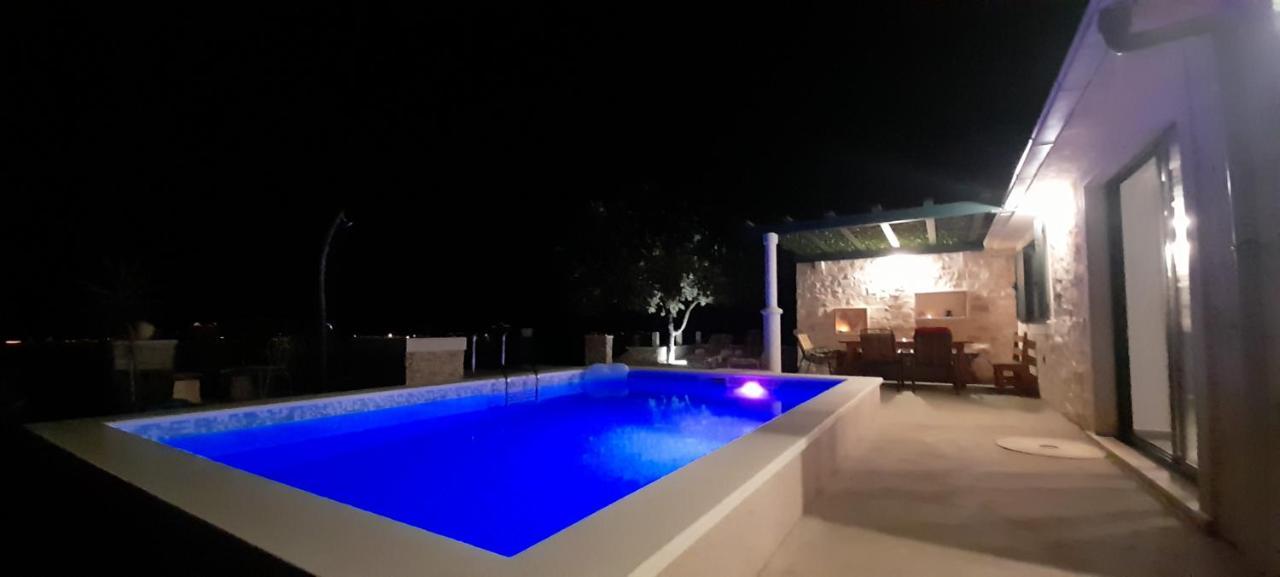 Villa Little Hill Постира Экстерьер фото